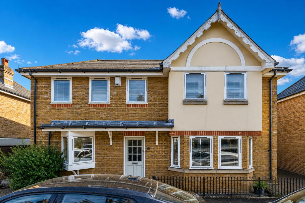 Main image of property: Avenue Gardens, East Sheen
