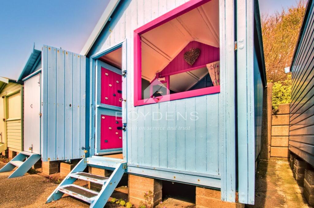 Studio other on Second Row High Wall Hut, Frinton on Sea, £23,500