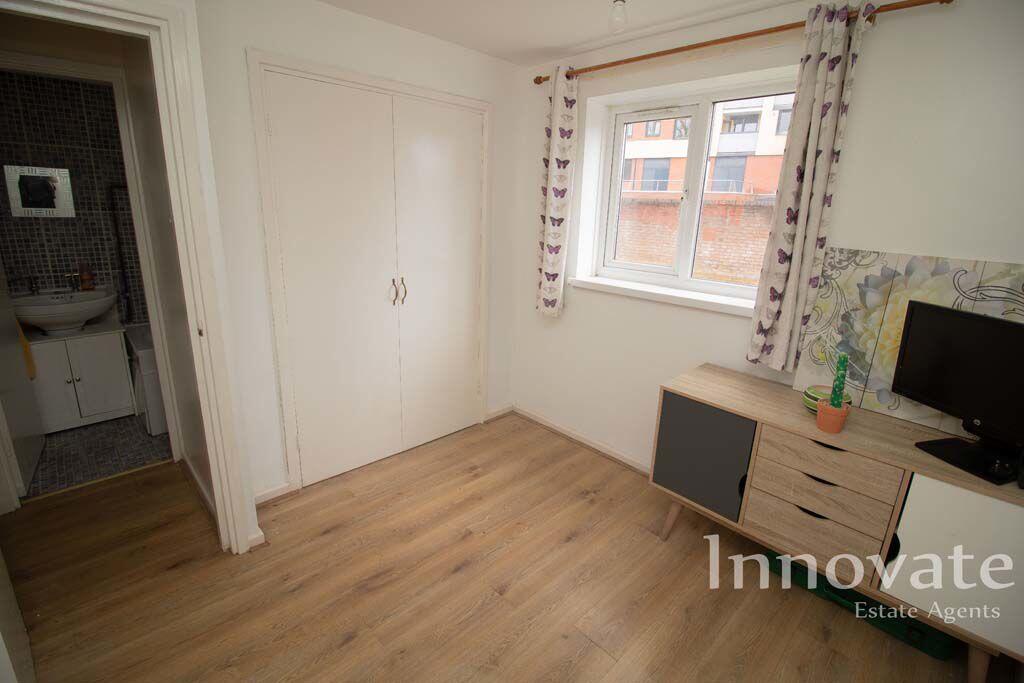 Apartment in Birmingham - More