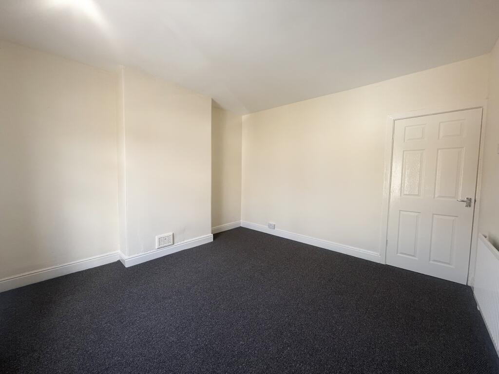 House in Ashfield, Kirkby-in-Ashfield, Sutton-in-Ashfield - View 4