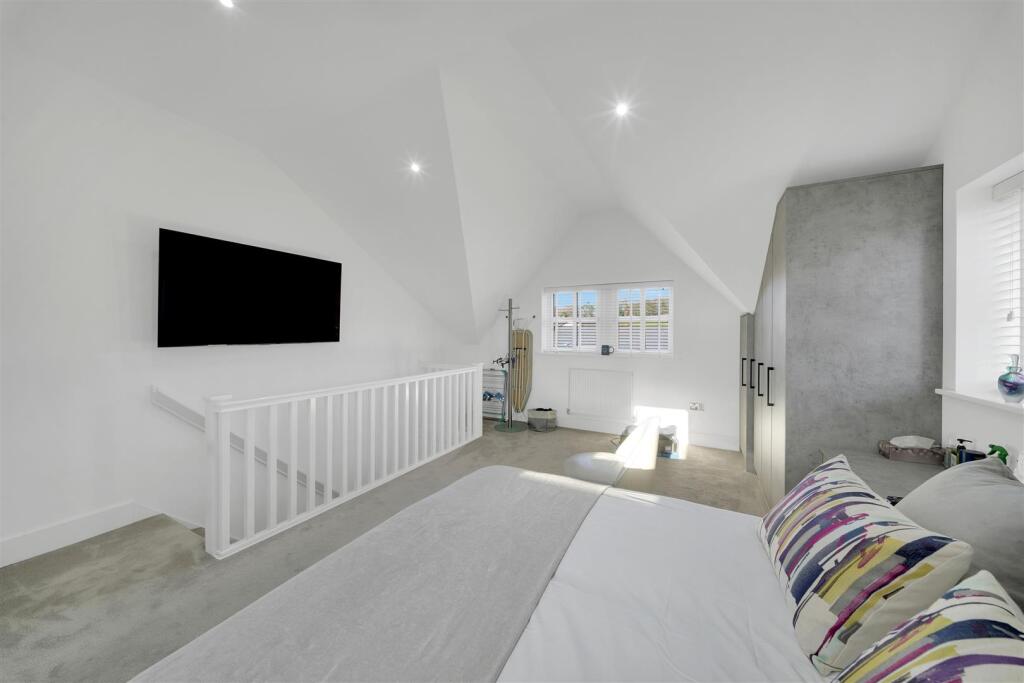 Additional image 16 of Bolton Drive, Silsden