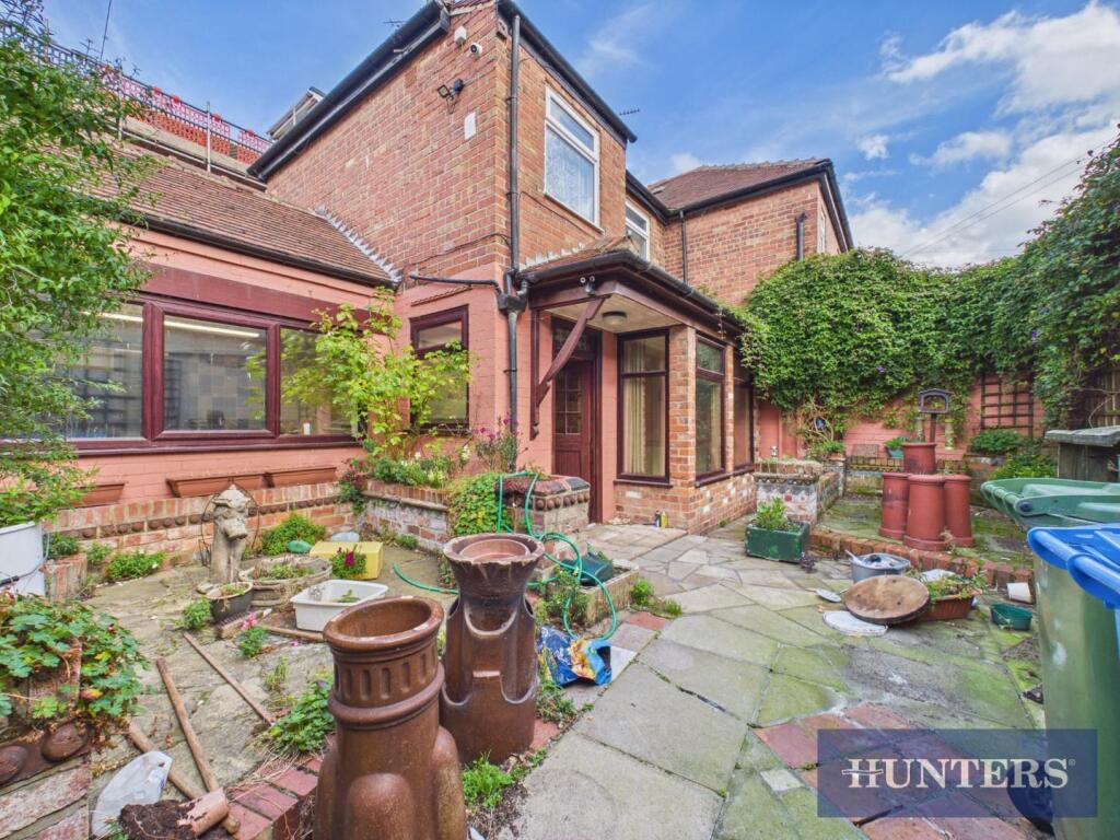 House in Bridlington, Sewerby - More