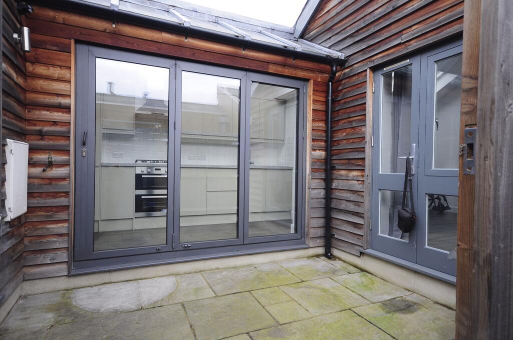 House in London, Mortlake - View 4