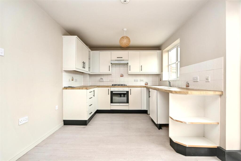 House in Brighton - View 3