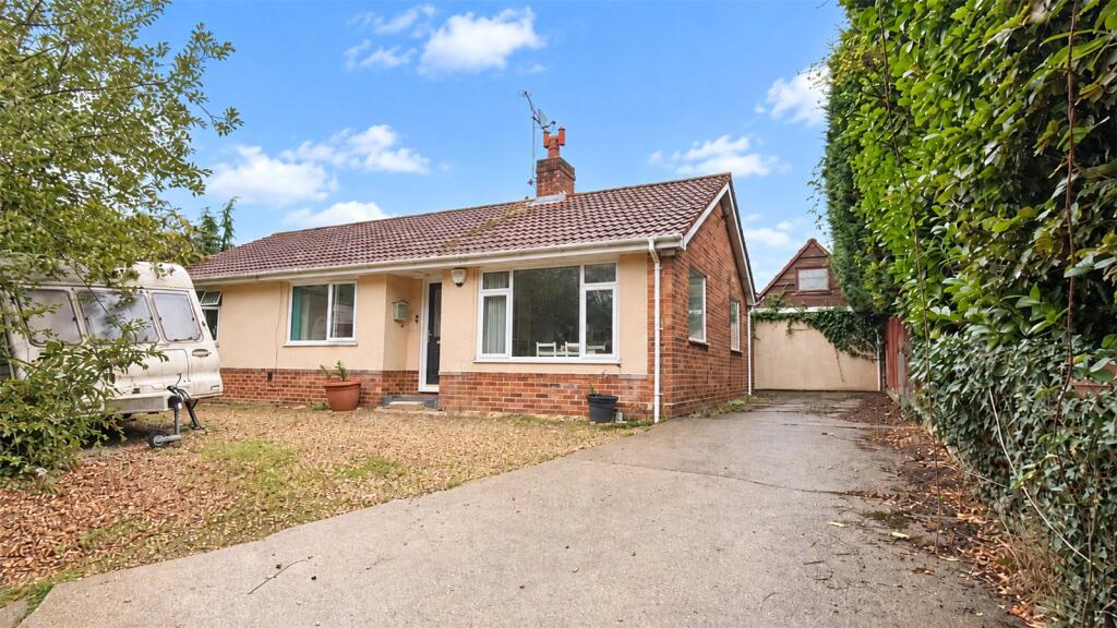Main image of property: South Hill, Alderholt, Fordingbridge, SP6