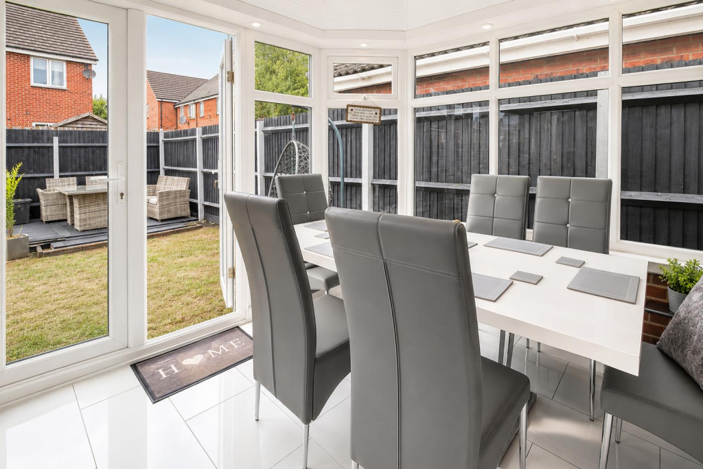 House in Northampton - View 5
