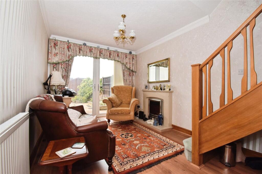 House in Oadby and Wigston, Leicestershire - More