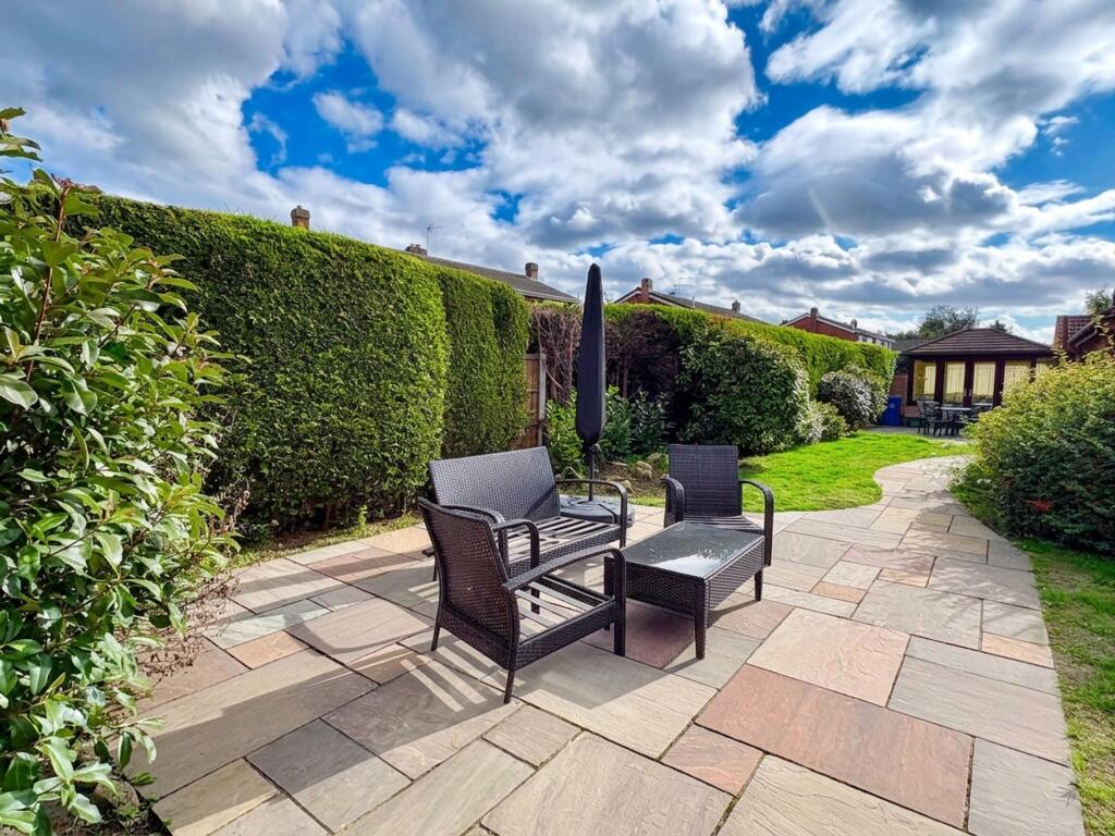 House in Doncaster - View 2