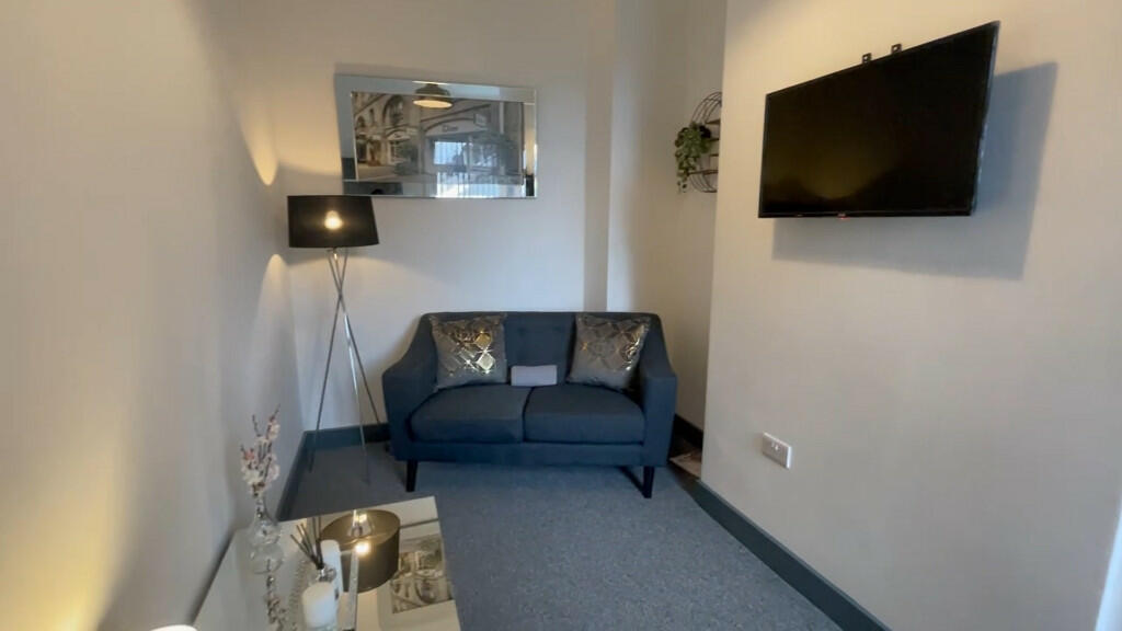 15 Kings Terrace, Newcastle Under Lyme, Staffordshire, ST4 photo 4