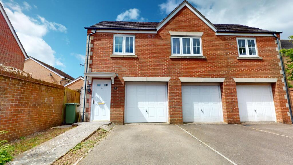 Main image of property: Mostyn Square, Llanishen, Cardiff, CF14