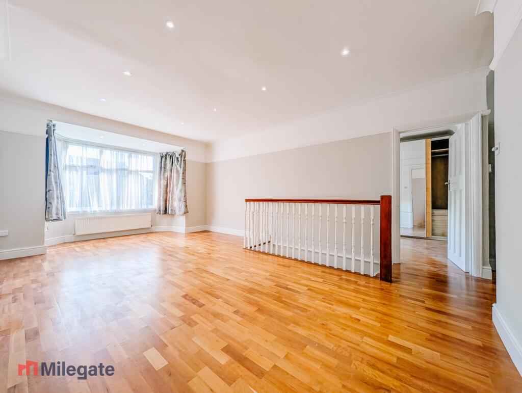 Main image of property: Ashbourne Avenue, London, NW11