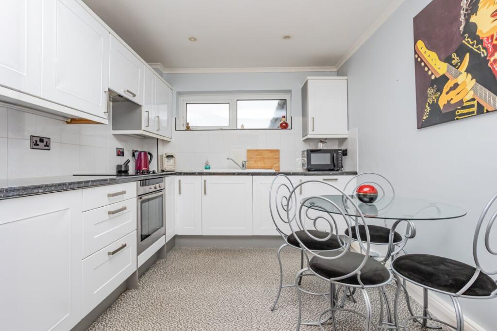Apartment in Canterbury - View 2