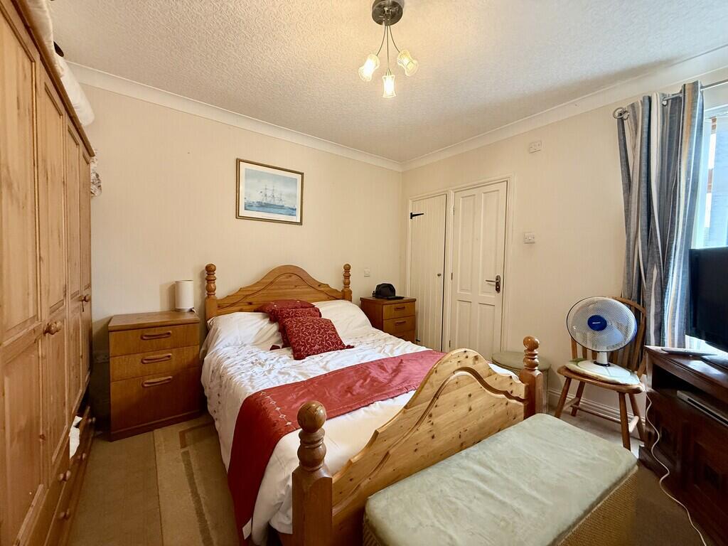 House in Great Yarmouth, Norfolk - More