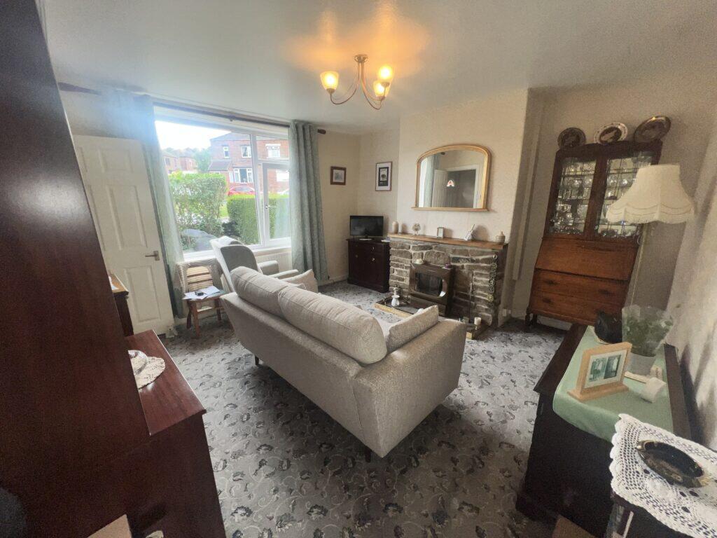 6 Cornmill Avenue Liversedge WF15 7EB photo 4