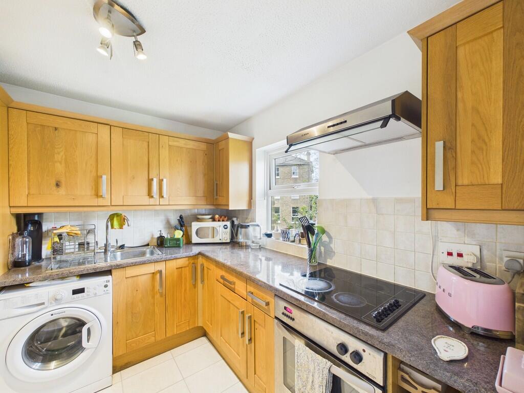 Pursewardens Close, Ealing photo 4