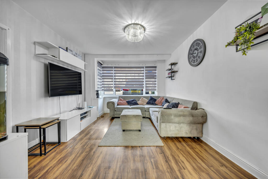 House in London, Harold Wood - View 2