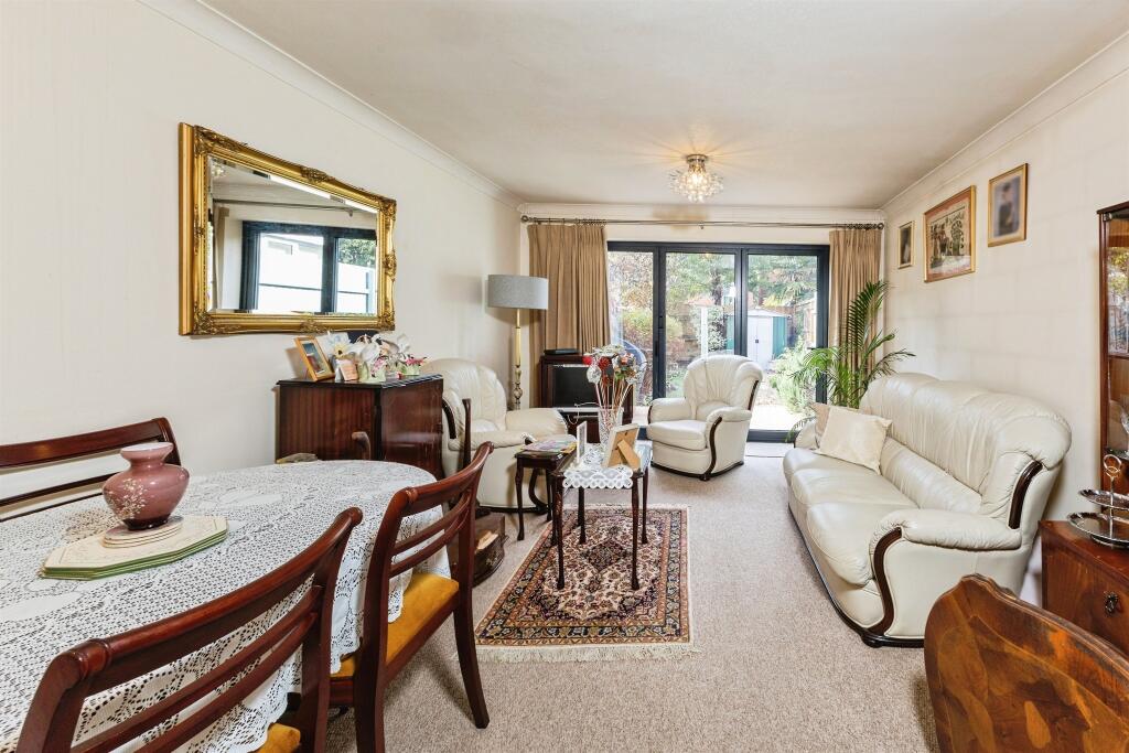 House in Reading, Earley - View 4