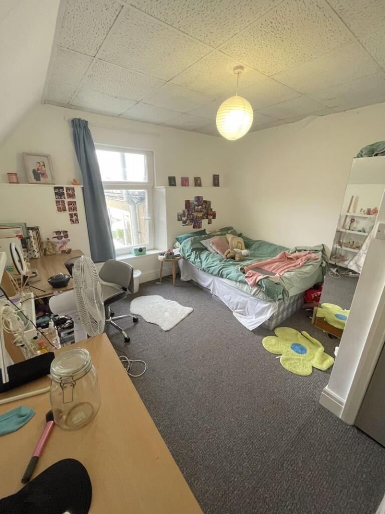 Apartment in Cardiff - View 3