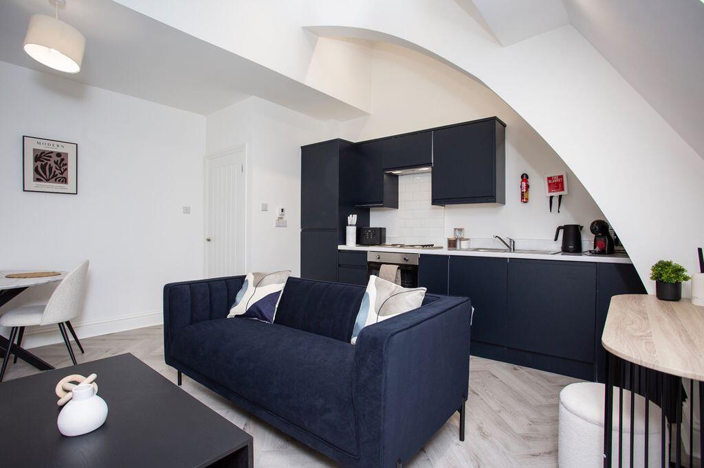 Apartment in Newcastle upon Tyne, Grainger Town - View 3