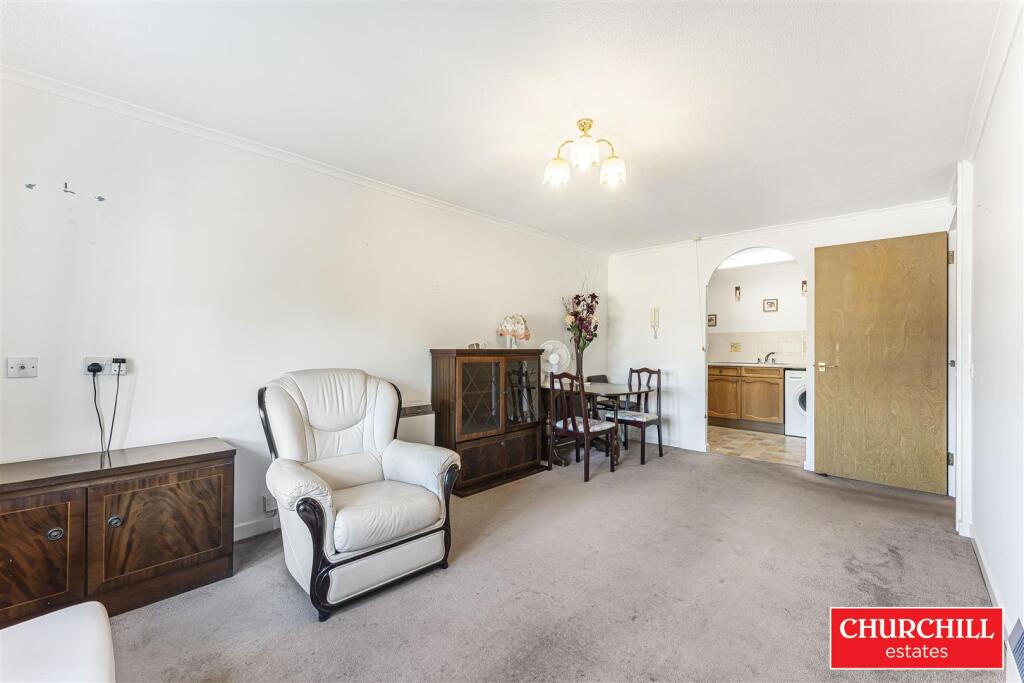 Nightingale Lane, Wanstead photo 4