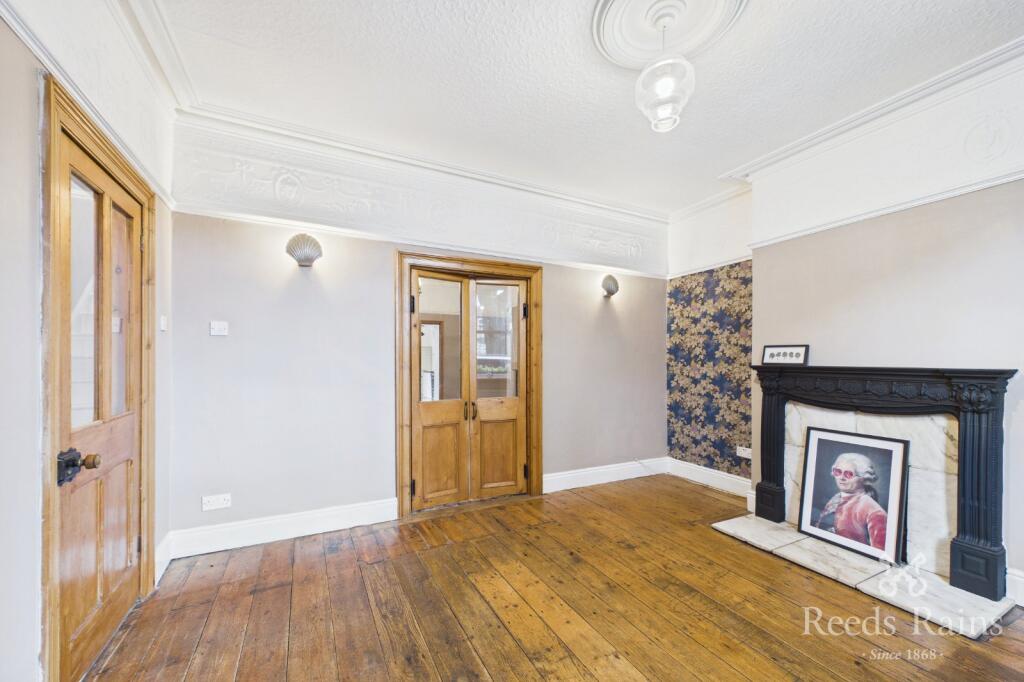 Wellington Road, Todmorden, West Yorkshire, OL14 photo 3