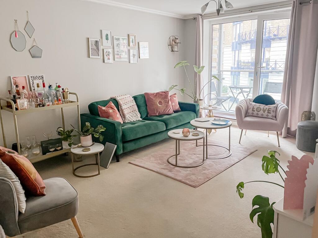 Main image of property: Sharpthorne Court, 31 Cheapside, Brighton, BN1