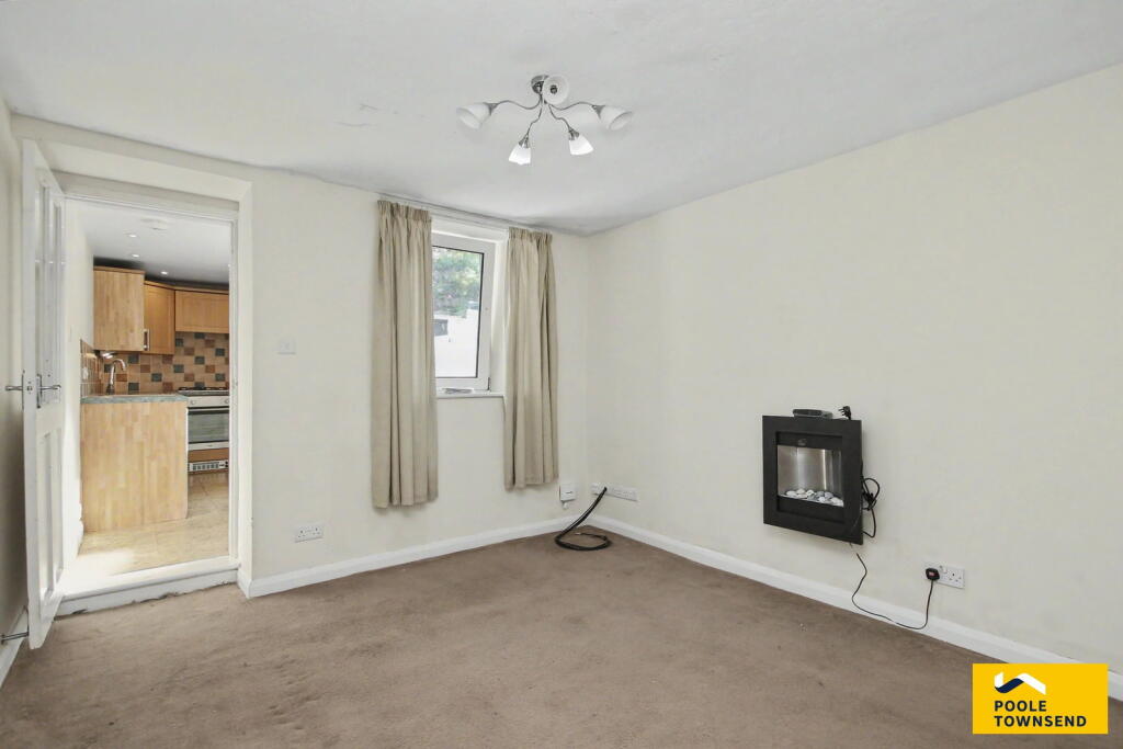 House in Lancaster, Dalton Town with Newton - View 5