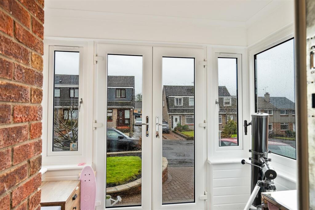 Sutherland Drive, Airdrie photo 3