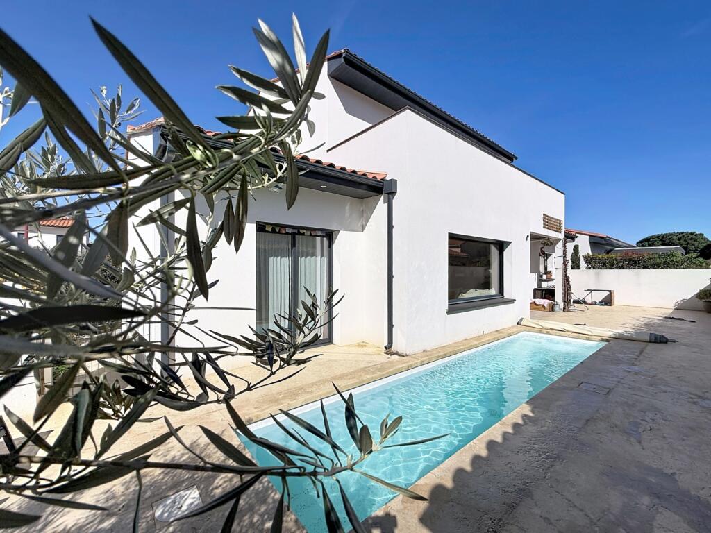 Main image of property: 66690 sorede