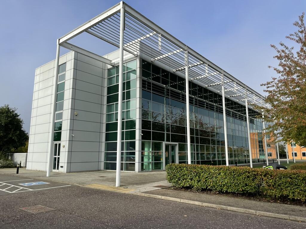Main image of property: Selwyn House, Cambridge Business Park, Cowley Road, Cambridge, Cambridgeshire, CB4