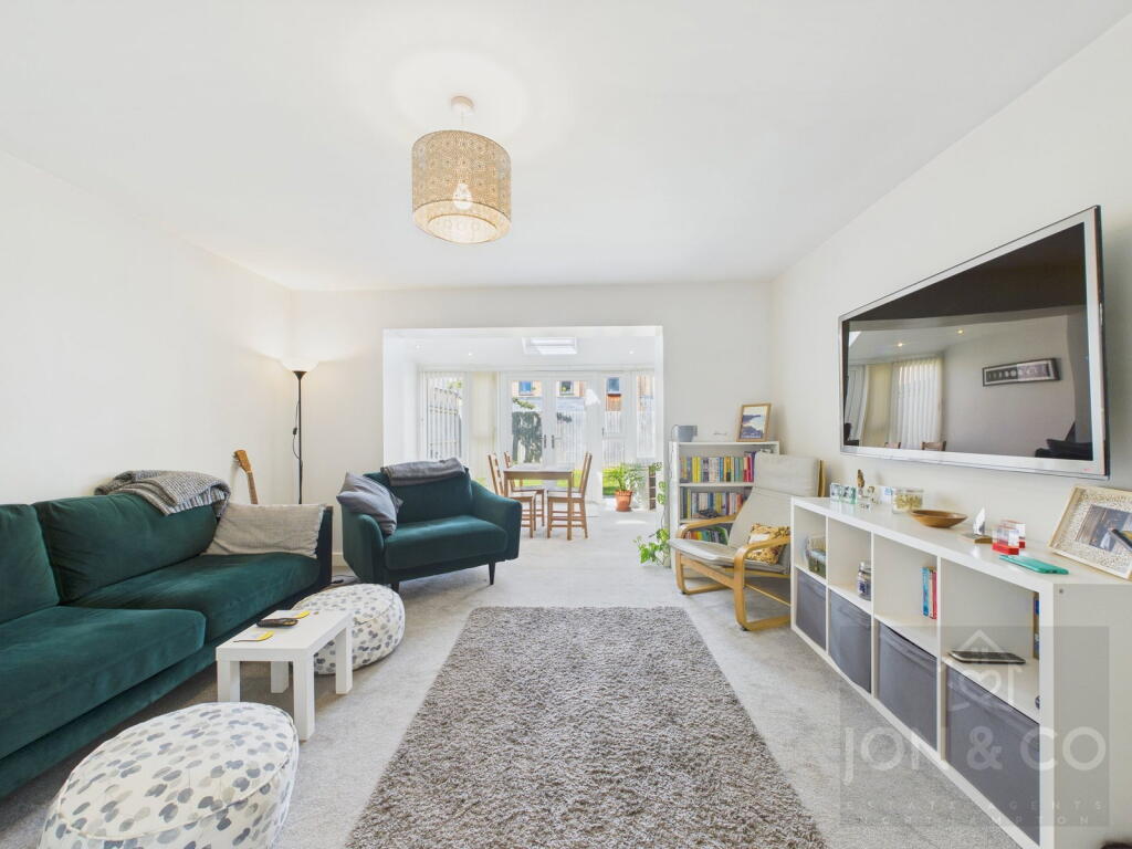 House in Milton Keynes - View 4