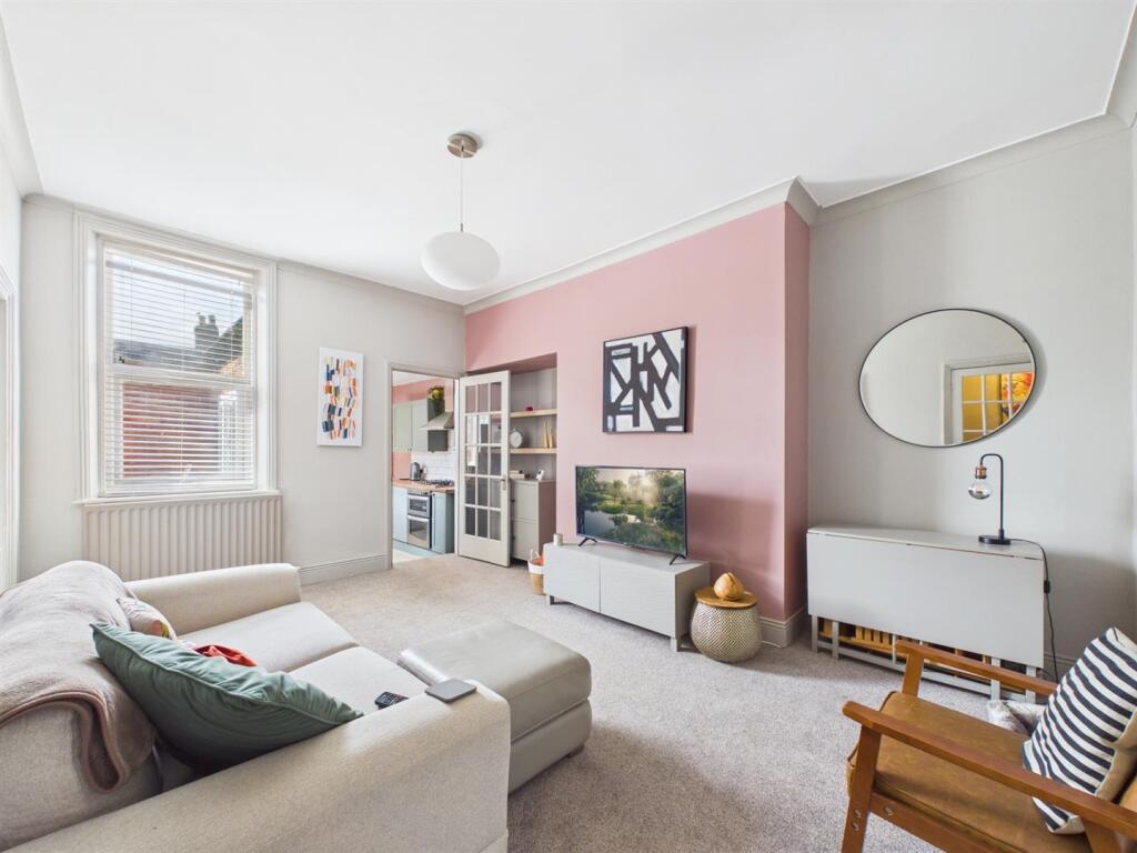 Apartment in Newcastle upon Tyne - View 2