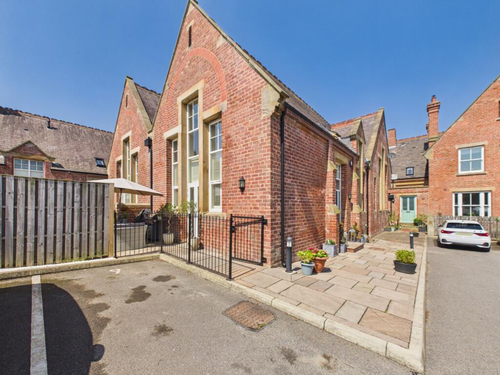 Main image of property: Carlton Green, Rothwell, Leeds, West Yorkshire, LS26
