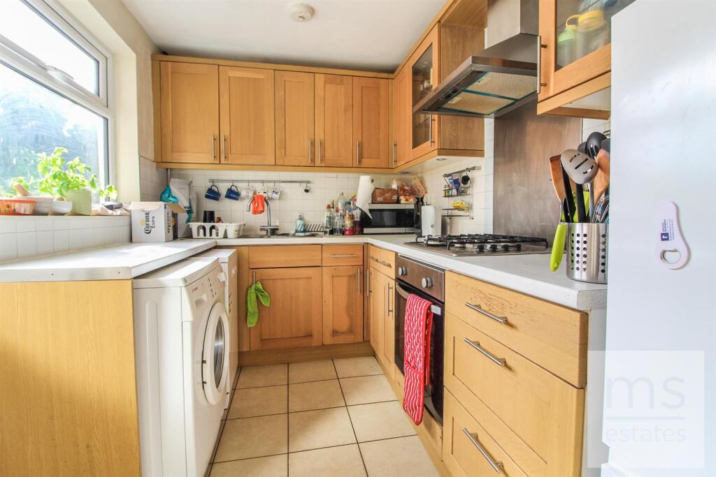 Main image of property: £115pppw Albert Road, Lenton, Nottingham