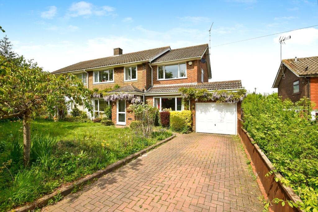 Main image of property: Sir Evelyn Road, ROCHESTER, Kent, ME1