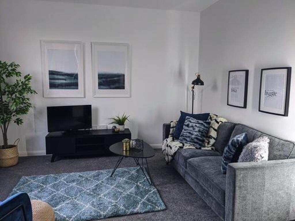Main image of property: JOHNSONS SQUARE, Oldham Road, Manchester, Greater Manchester, M40