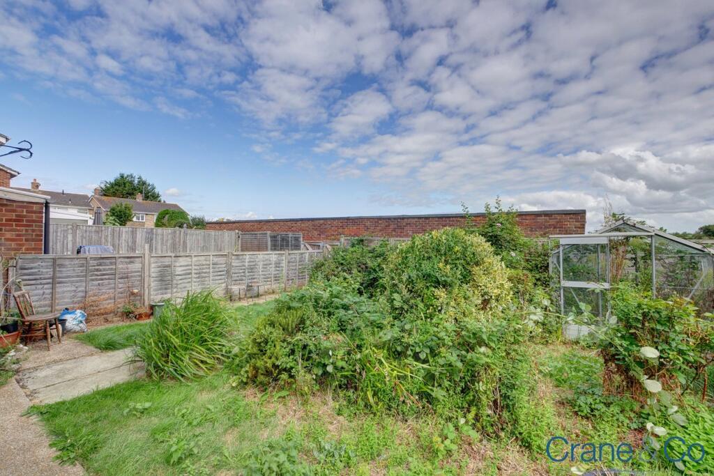 Oxendean Gardens, Eastbourne, BN22 photo 2
