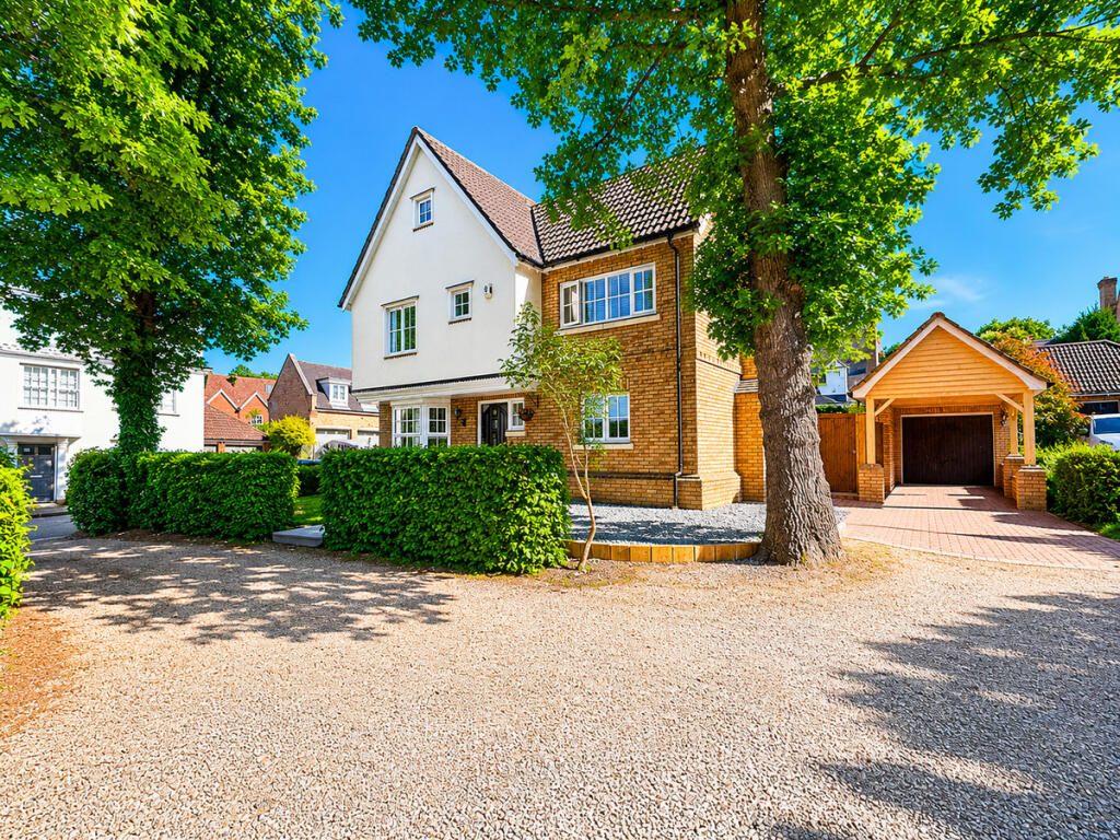 Main image of property: Wood Lane, Hockley, SS5 5