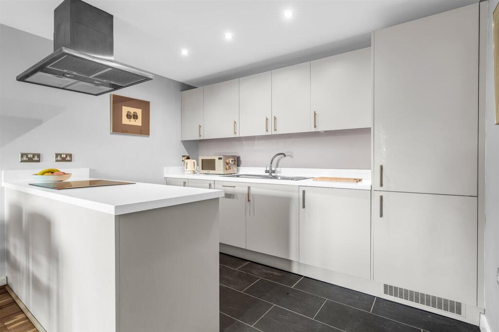Apartment in Stevenage - More