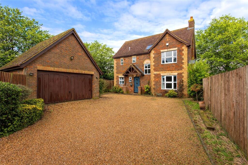 Main image of property: Walnut Acre, Marlborough Place, Toddington, Bedfordshire, LU5