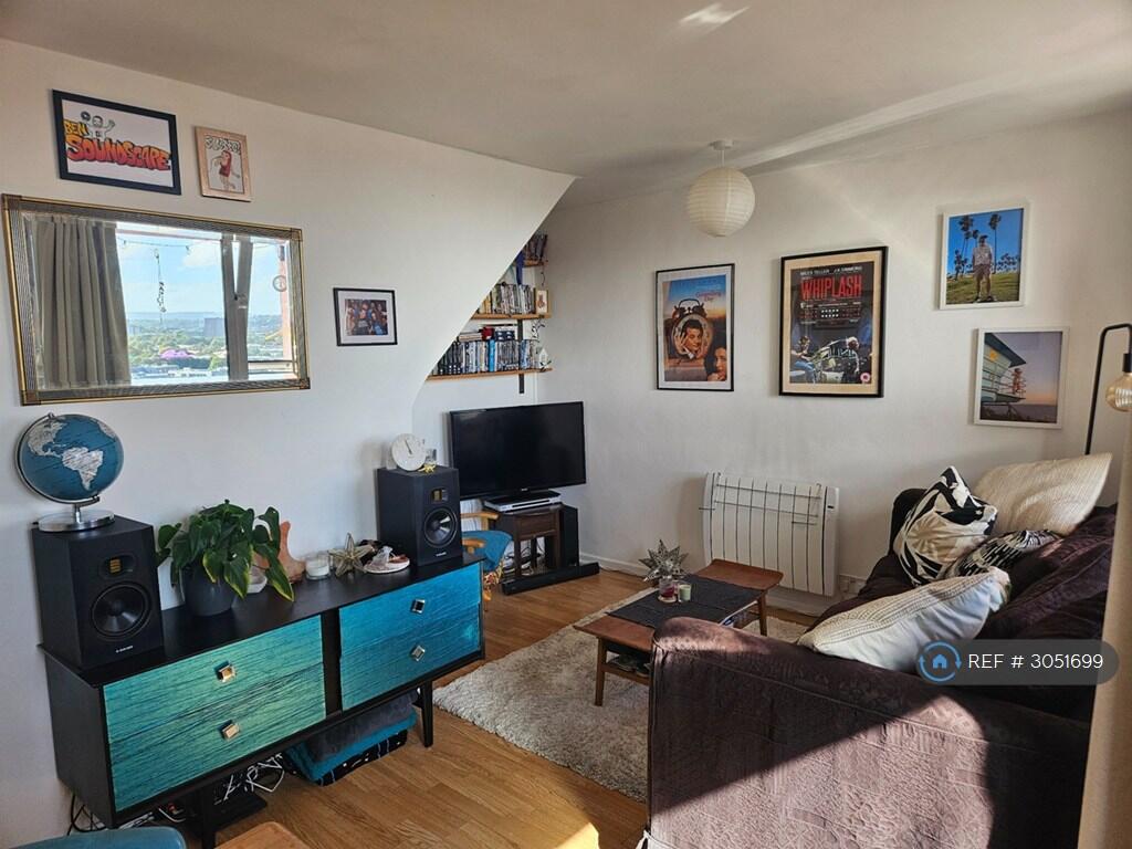 Dove St, Bristol, BS2