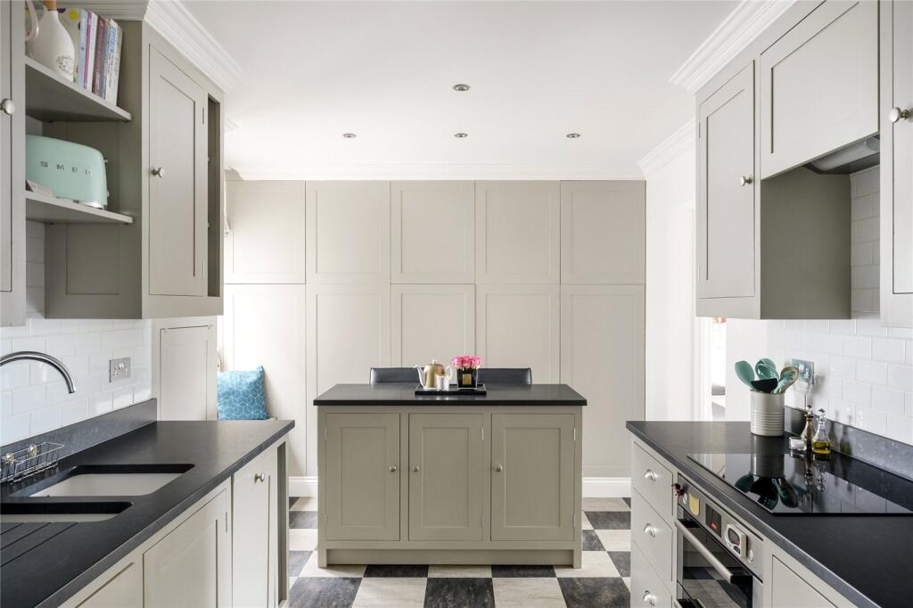 Apartment in London - View 4