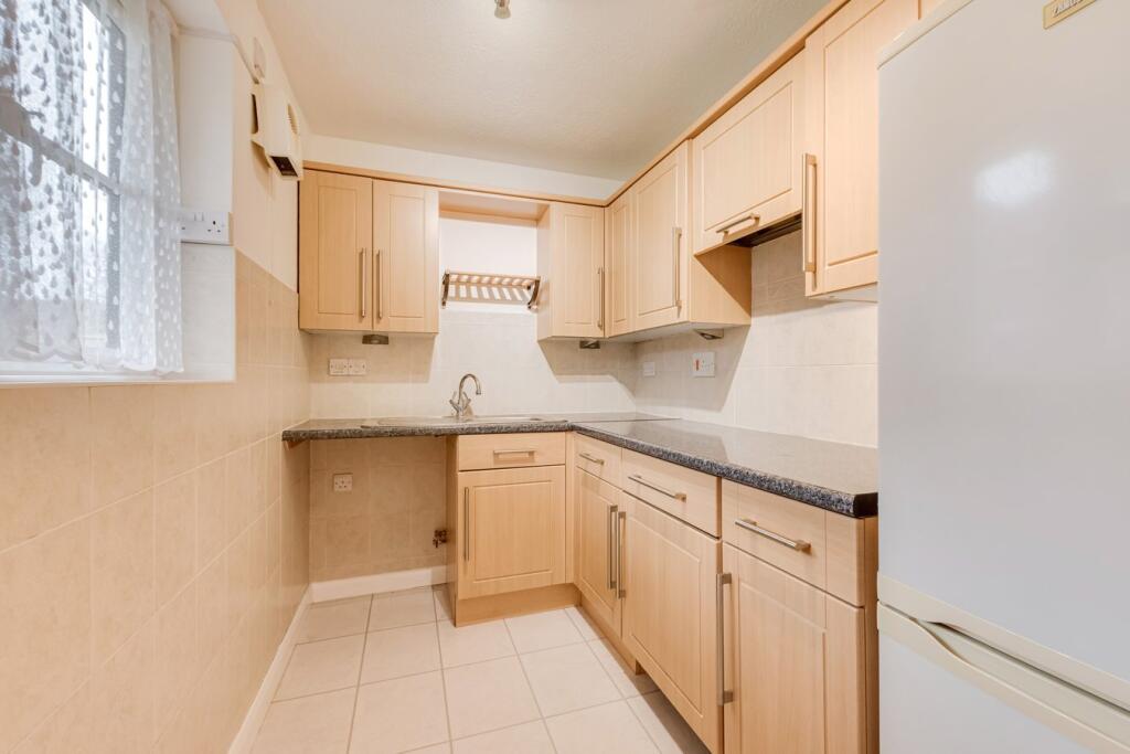 Hatherley Crescent, Sidcup, DA14 photo 4