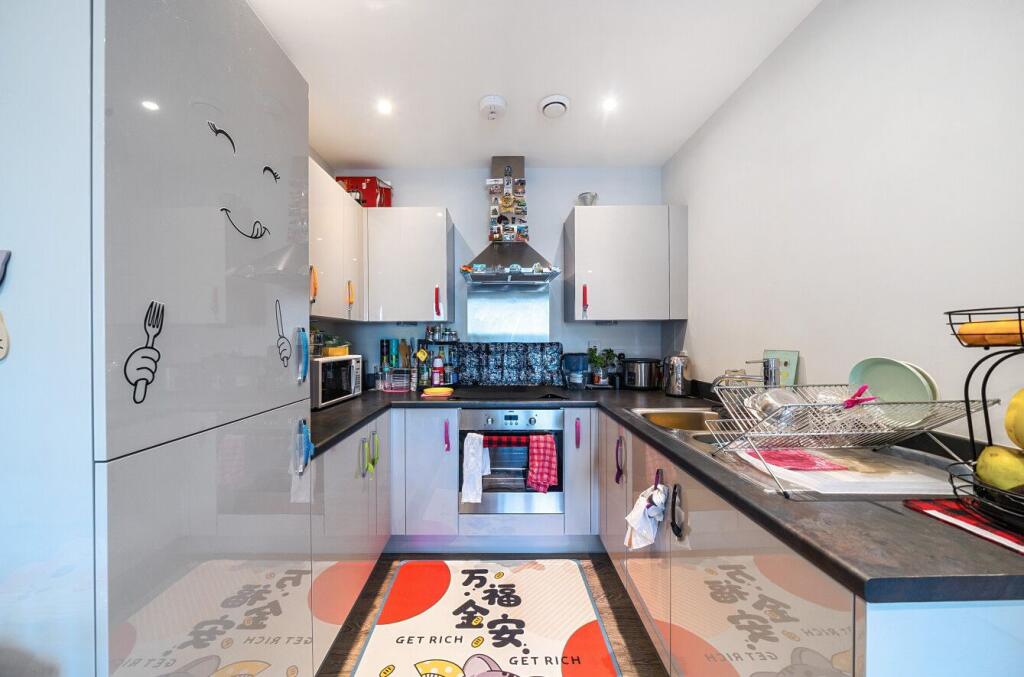 Apartment in Harrow - View 5