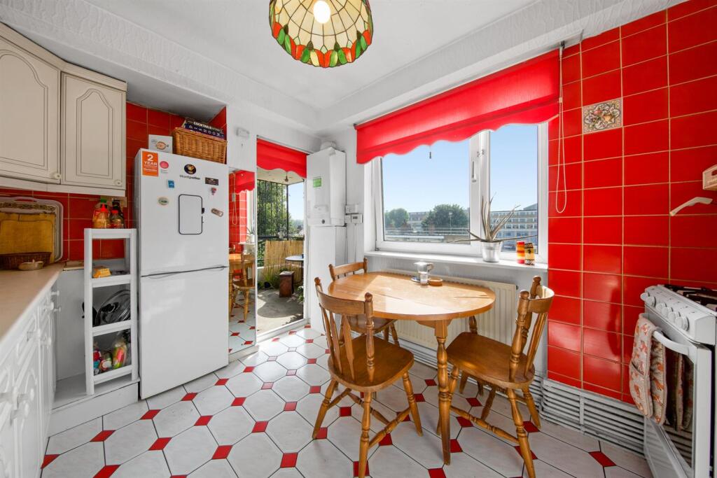 Main image of property: Somerford Grove, N16