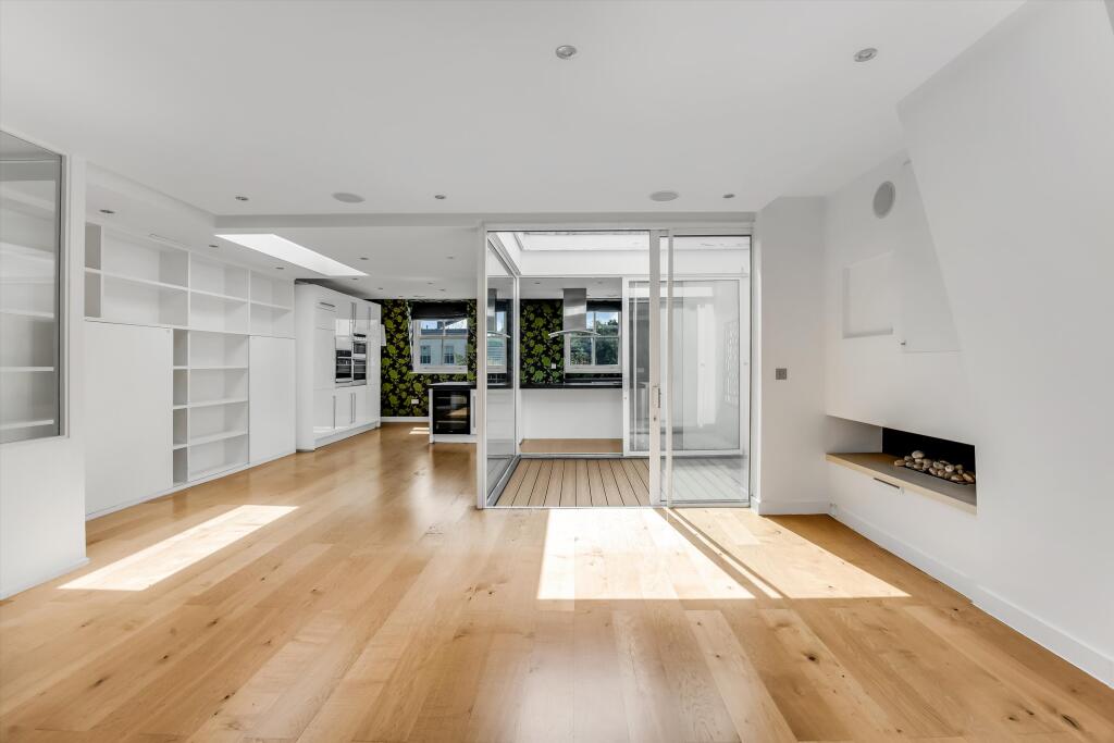 Apartment in London - View 5