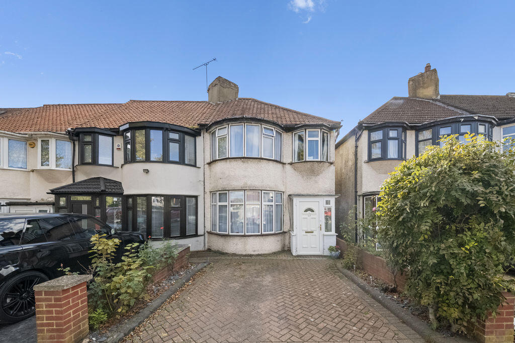3-bed terraced on Gainsboro Gardens, Greenford, £530,000