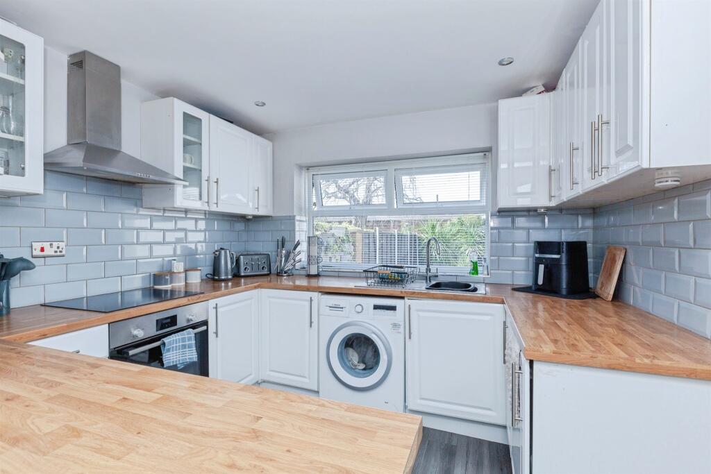 House in Hinckley and Bosworth, Barwell - View 4
