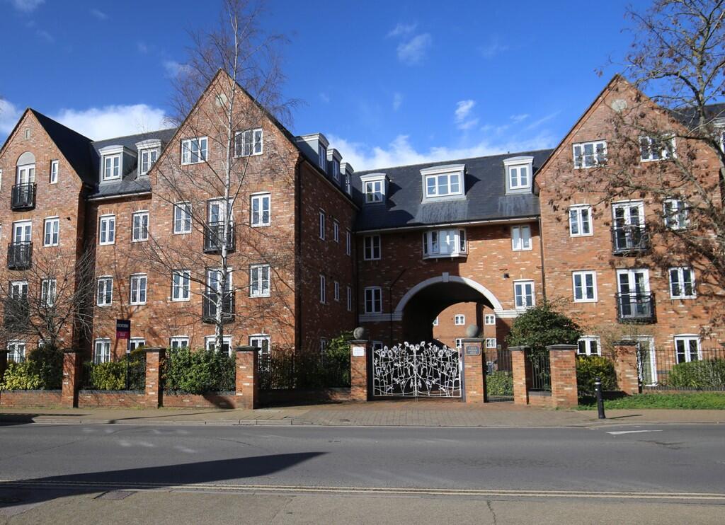 Main image of property: Leighton Road, Leighton Buzzard, Bedfordshire