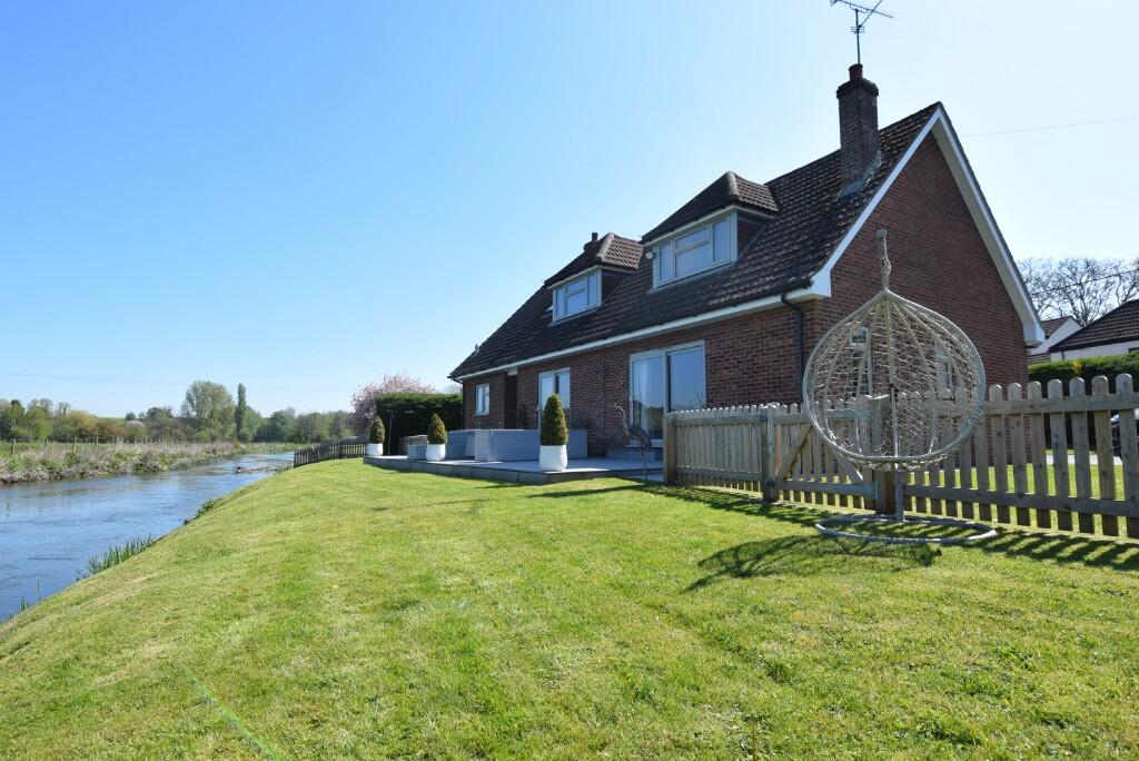 Main image of property: The Ham, Durrington, SP4 8HW